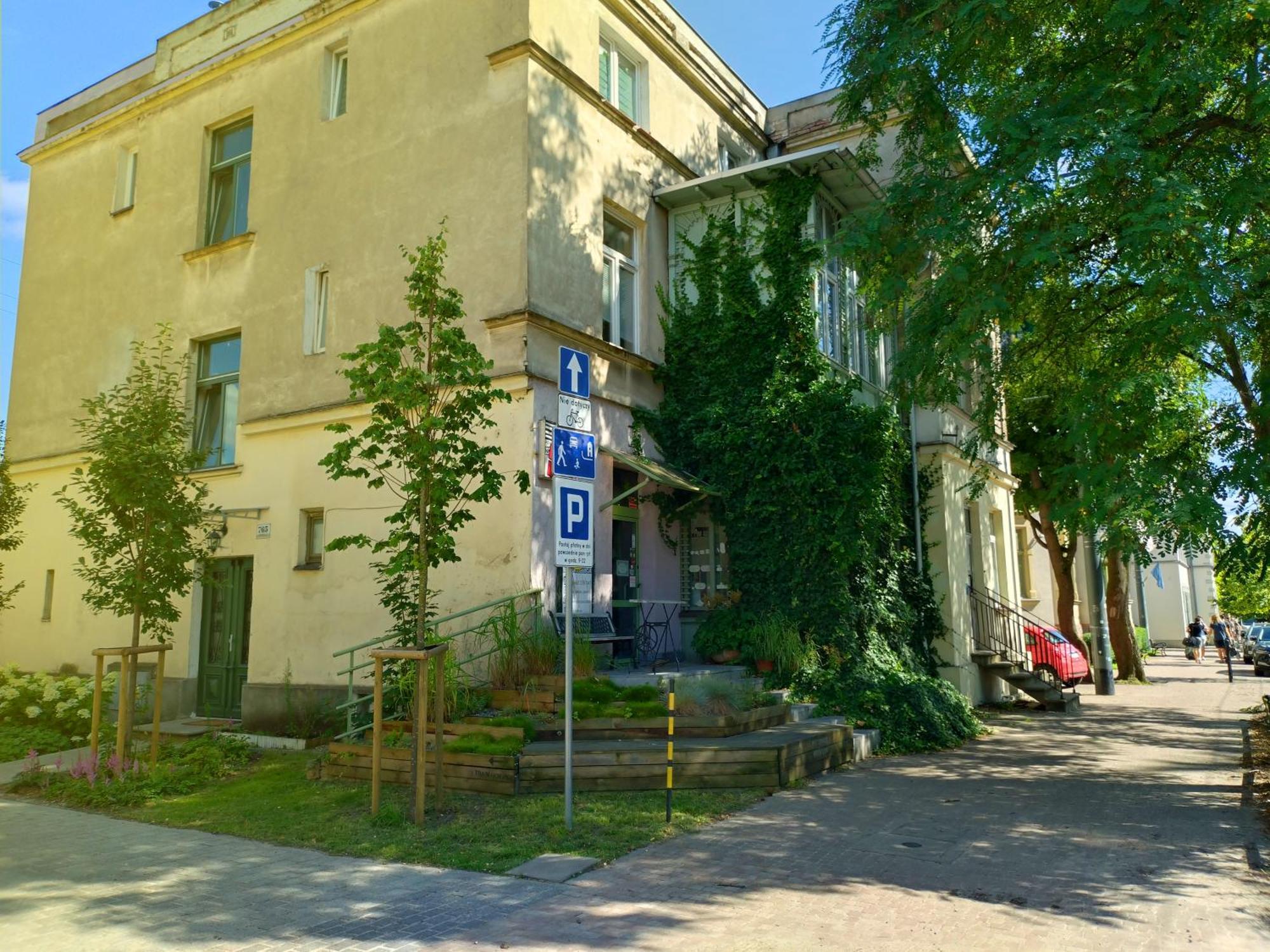 Kamienica Lägenhet